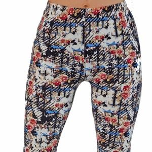Floral print leggings for everyday wear